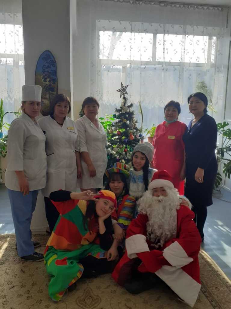 RHMC volunteers visited the City Center for palliative care (hospice) in Almaty